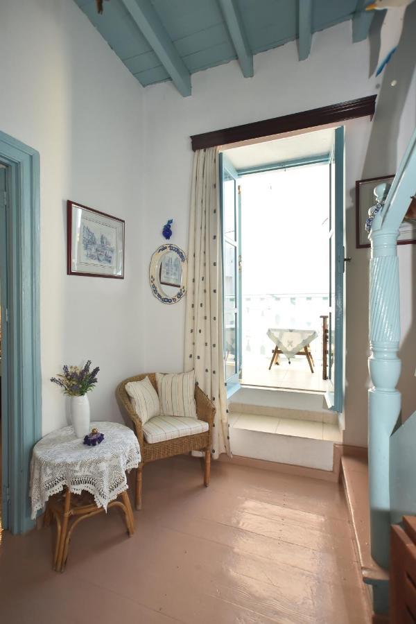 Traditional House By The Sea Mandraki  Exterior photo